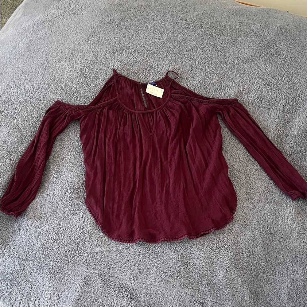 Aeropostale Burgundy Cold Shoulder Blouse